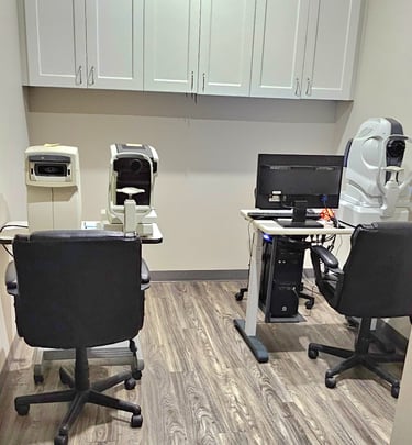 optometric pretest room with optical coherence tomography, autorefractor, non contact tonometry