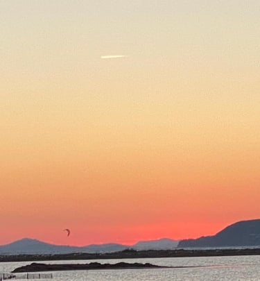 Couché de soleil sur la plage de l’almanarre