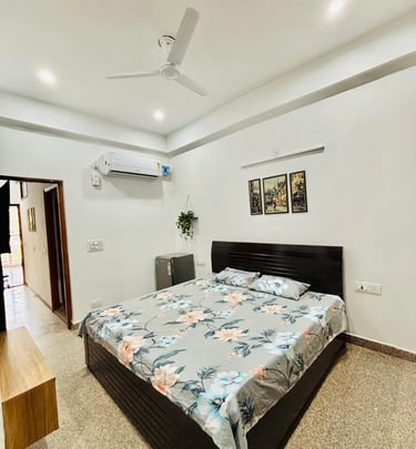 1RK IN SECTOR 42 GURGAON