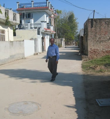 Ravinder Vashisht visiting Beautiful Houses which were planned by him now completed
