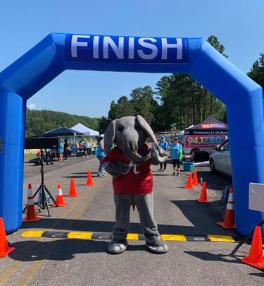 Big AL at the Finish Line of the Tuscaloosa Mayor's Cup