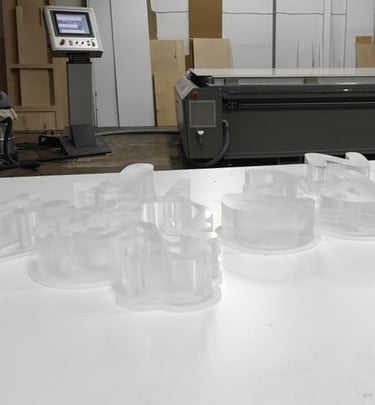 Organinio Stiklo Formu Frezavimas