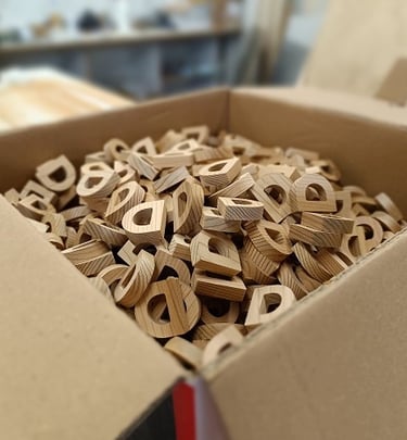 Raidziu Frezavimas is Medzio Vilniuje