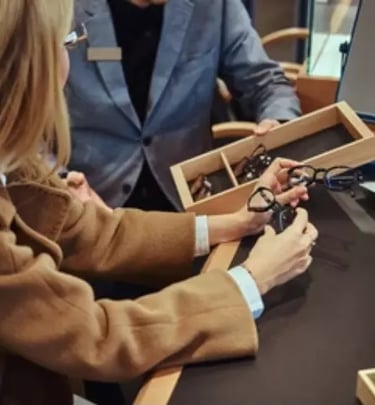 Un large choix de lunettes chez Calliopée Optic