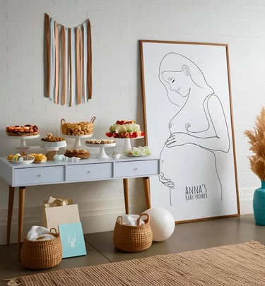 buffet sur une commode avec un grand tableau de femme enceinte
