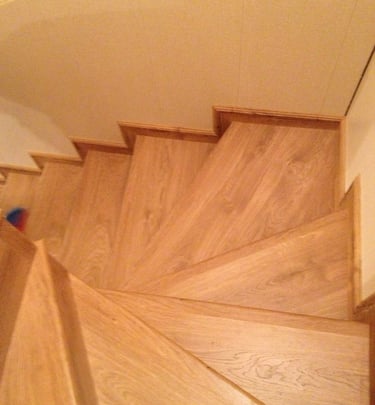 Escalera con Tarima Flotante