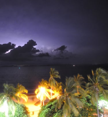 electrical storm out at sea, punteranus, costa rica