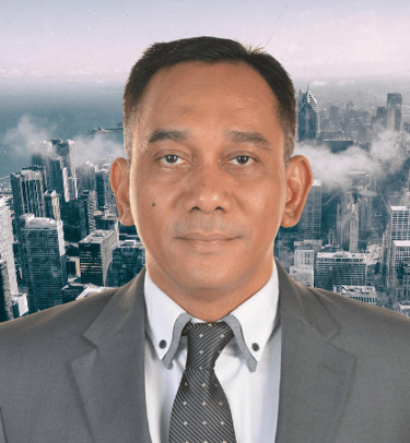 a man in a suit and tie with a cityscapeople in the background
