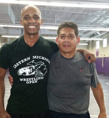 Richard Estrella at a wrestling clinic in 2015