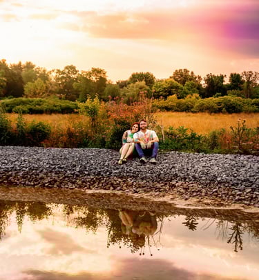 Lancaster PA couples photographer. Photo of engaged couple and paint fight