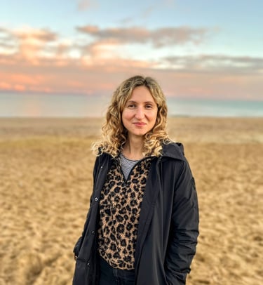     Charlotte Fairley offering female hormone health consultation 