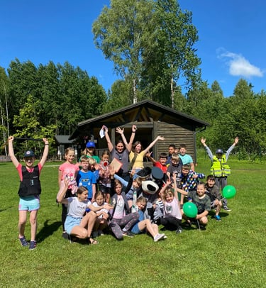 Nuotraukos iš stovyklos "Nuotykiu Pieva"