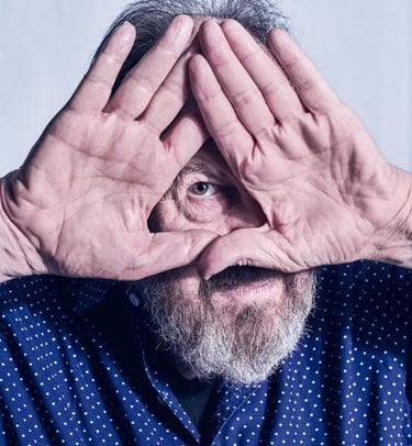 illuminati hand signs