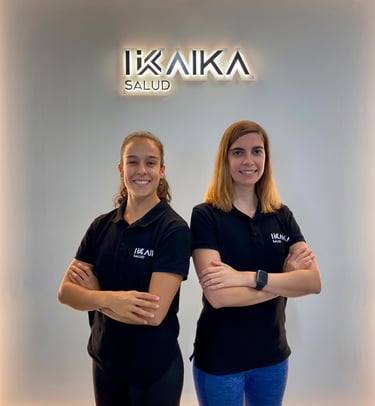 Sandra y Nadia, fisioterapeutas en Albacete de Ikaika Salud.