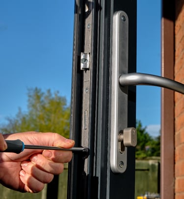 Locksmith Exeter new lock installation