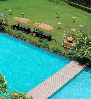 swimming pool of emaar beryl clubhouse