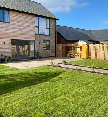 backgarden in worcester finished landscaping work carried out by Lakes building and plastering servi