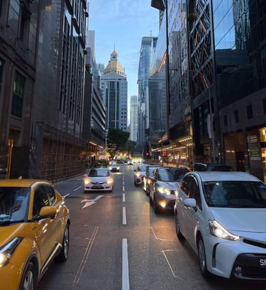 Macchine per le strade di Singapore