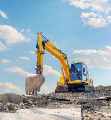 Makine ve tesisatlarda düzenli periyodik kontrol, maliyetli arıza riskini azaltır.