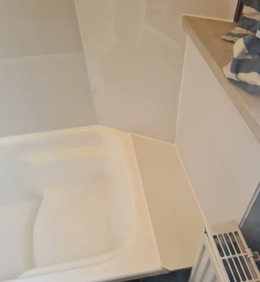 rénovation douche, remplacement baignoire, receveur blanc, transformation salle de bain, Zynel Rénov