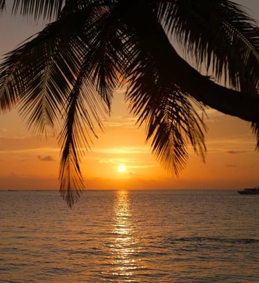 Jumeirah Olhahali Island Maldives sunset