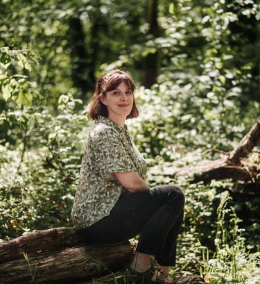 Clothilde FERY Herboriste, jardins médicinaux personnalisés et reflexologuen ateliers créatifs