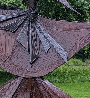 Nadine Ledru sculpture