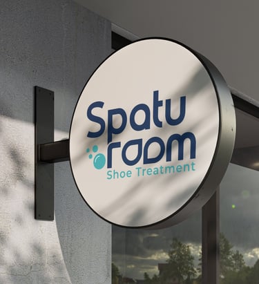 Contoh signage Spatu room