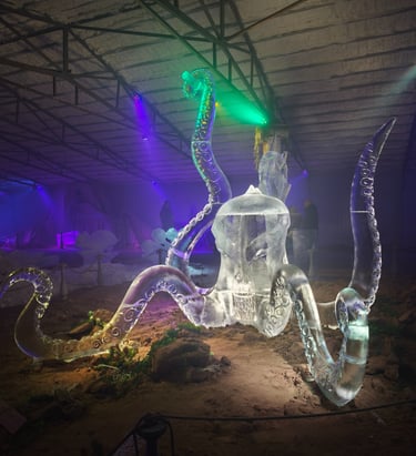 escultura de hielo de un kraken de hielo de 5 metros 