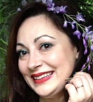 ALESSANDRA SORRENDI DOULA E TAROLOGA