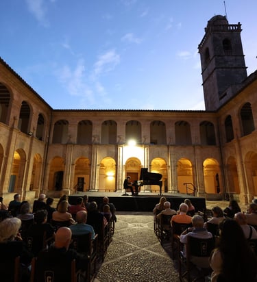 Klavierkonzert Drei Jahrhunderte Geschichte mit Rafael González Paz