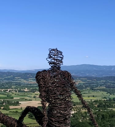 Le penseur sculpture fil de fer Wilfrid Bricourt