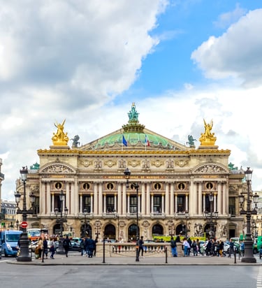 Free Perfume museum & opera quarter Tour