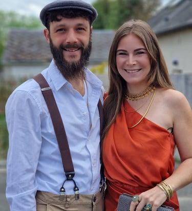 A gauche Antoine et à droite amandine, les deux photographes