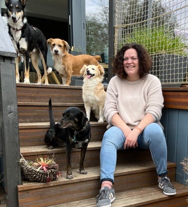 Julia Hemming mit Hunden