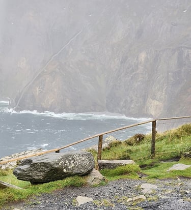 Finn's Footprints Travel Blog for Ireland Trip