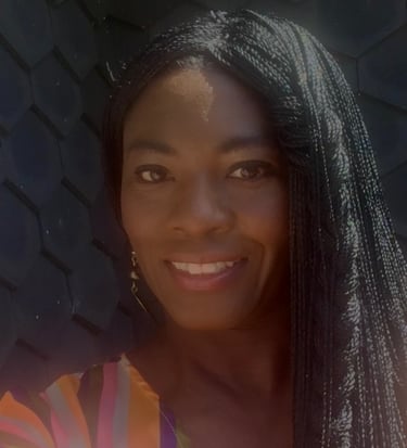 Esther Stapleton-Stone Fold & Post Greeting Card Designer