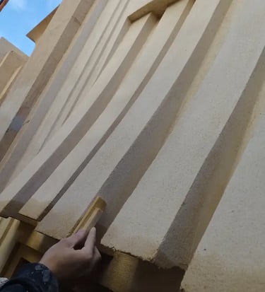 Proceso de restauración de la fachada de dEco Sustentable, ex Imprenta Ferrazini, realizado por Almapiedra.