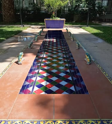 Fuente restaurada en el patio del Consulado de Italia en Rosario por Almapiedra.