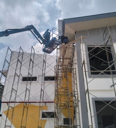 Suasana Servis HVAC bagunan komersial di Malaysia.