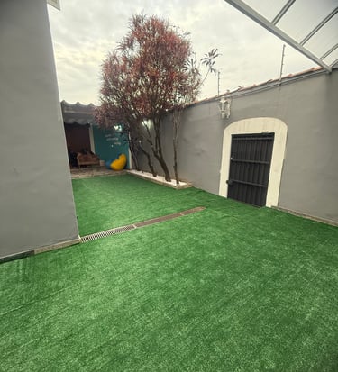 Ambiente externo Clínica DesenvolveU especializada em autismo e desenvolvimento infantil em Osasco