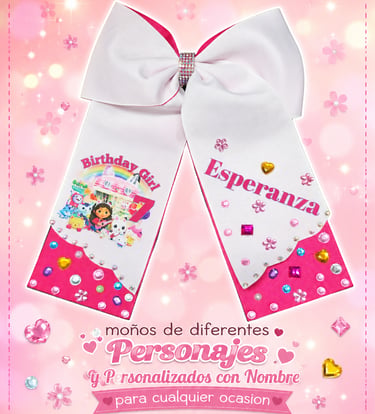 moño blanco tipo coletero con imagen de gaby doll house con nombre esperanza personalizado
