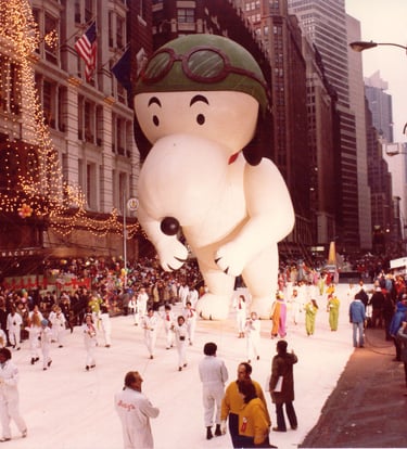 flying-ace-snoopy-1968-1st-ever-snoopy-balloon