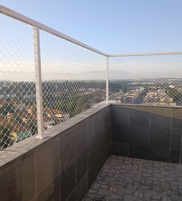instalação de tela de proteção