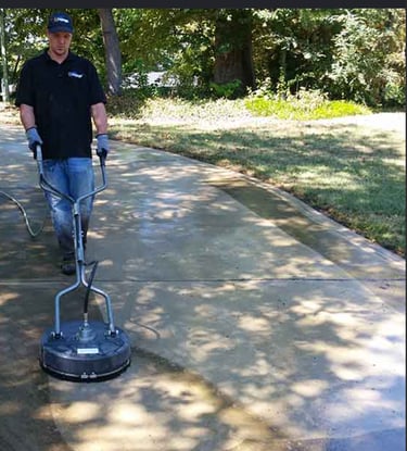 Sidewalk cleaning in Lehigh Valley PA