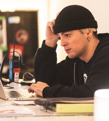 il co-founder e production manager di plasma concerti