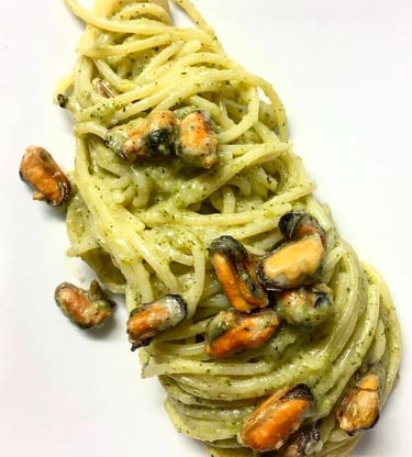 spaghetti broccoli e cozze