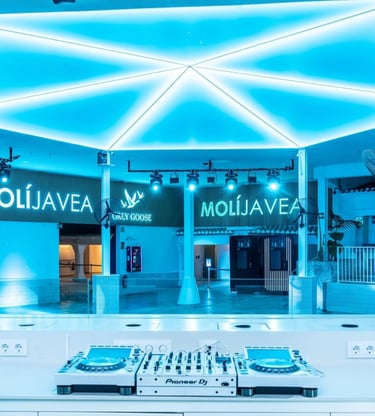 Discoteca Moli Javea con techo tensado retroiluminado Luzitech