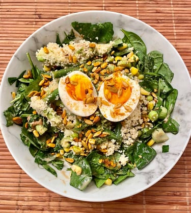 Lucy's Seeds 'N' Things- a delicious salad topped with savoury sunflower & pumpkin seeds