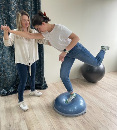 Un bosu pour travailler la proprioception et l'équilibre.